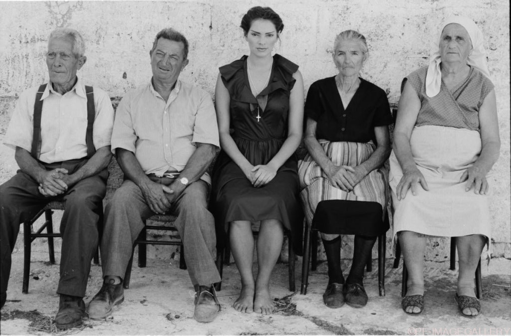 La Familia Angels Naples Italy 1996 - Photography